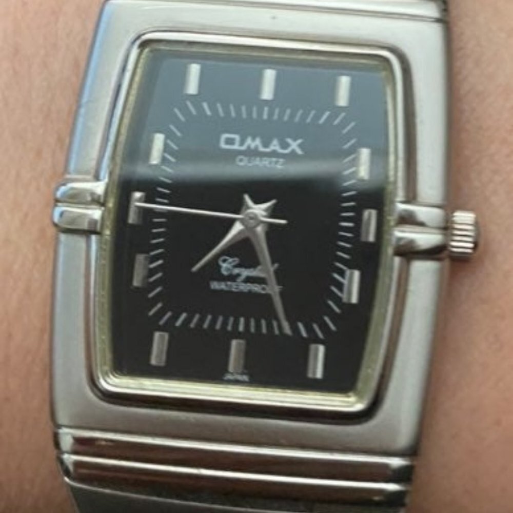 OMAX watch waterproof with stainless band - Picture 3 of 4